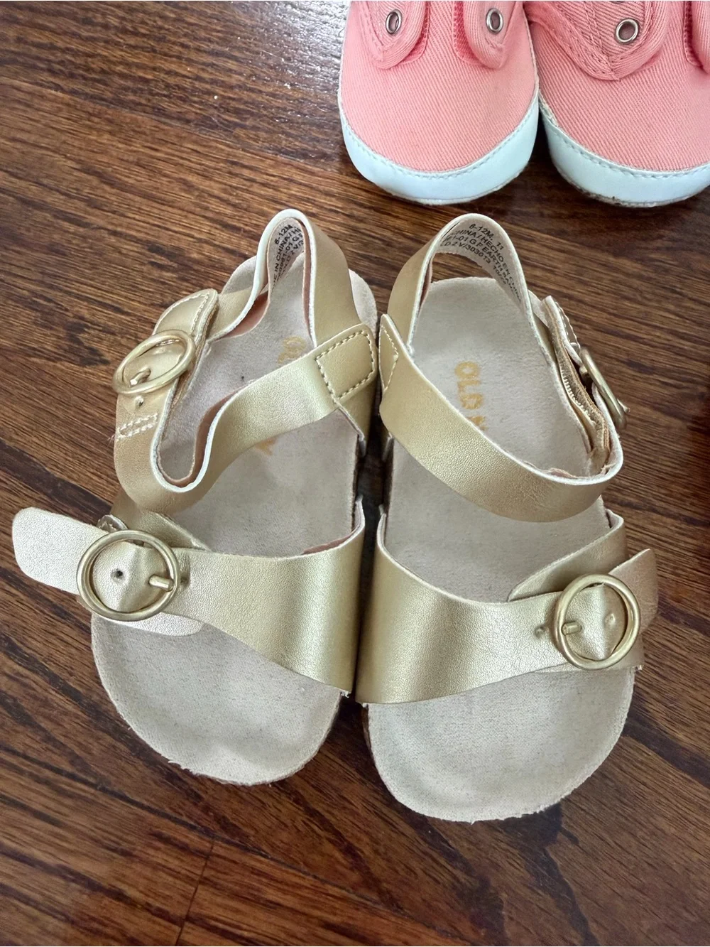 Lot of Baby Girl Old Navy Shows 6 Pair
